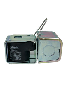 Danfoss - 018F4110 Solenoid coil, BJ120CS, Junction Box, 0.20 m, Supply voltage