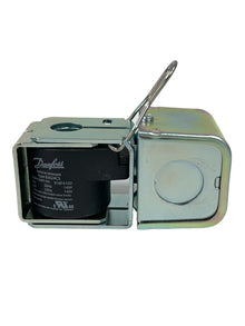 Danfoss - 018F4100 Solenoid coil, BJ024CS, Junction Box, 0.20 m, Supply voltage